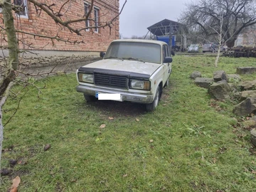 Авто ВАЗ 2107 1997 № 8233761