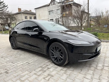 Авто Tesla Model 3 2024 № 8233778