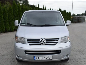 Авто Volkswagen Transporter 2005 № 8233794