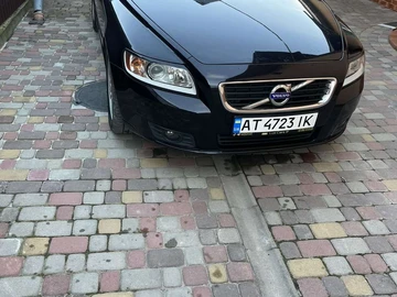 Авто Volvo V50 2011 № 8233812