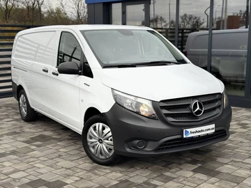 Авто Mercedes Mb 2020 № 8233919