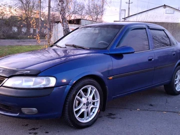 Авто Opel Vectra 1998 № 8234032