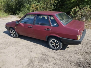 Авто ВАЗ 21099 1995 № 8234059