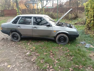 Авто ВАЗ 21099 1993 № 8234087
