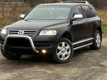 Авто Volkswagen Touareg 2005 № 8234206
