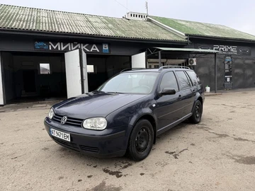 Авто Volkswagen Golf 2004 № 8234366