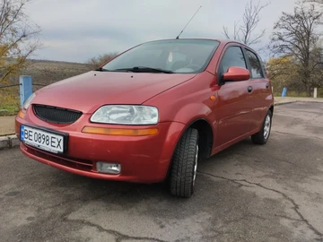 Авто Chevrolet Aveo 2005 № 8234418