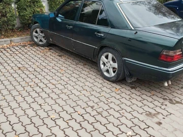 Авто Mercedes 200 1995 № 8234477