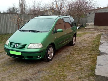 Авто Volkswagen Sharan 2002 № 8234560