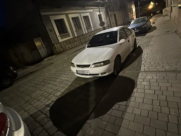 Авто Opel Vectra 1999 № 8234640