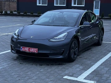 Авто Tesla Model 3 2019 № 8234713