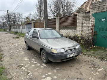 Авто ВАЗ 2110 2000 № 8234743