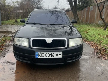 Авто Skoda Superb 2002 № 8234930