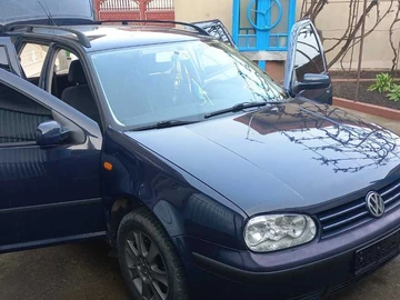 Авто Volkswagen Golf 2004 № 8235204