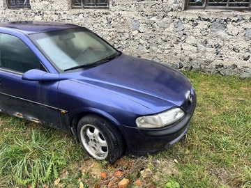 Авто Opel Vectra 1997 № 8235515