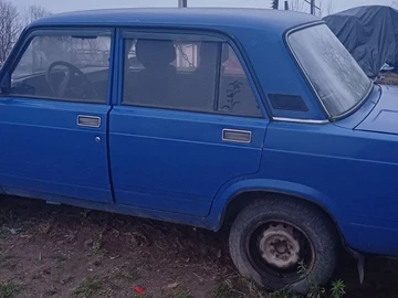 Авто ВАЗ 2105 1988 № 8235621