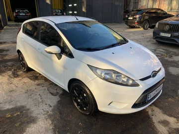 Авто Ford Fiesta 2011 № 8235623
