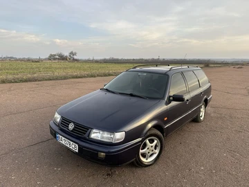 Авто Volkswagen Passat Variant 1997 № 8235844
