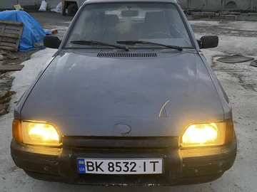 Авто Ford Escort 1988 № 8235976