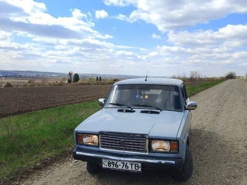 Авто ВАЗ 2107 1991 № 8235988
