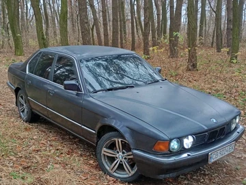 Авто BMW 7 Серия 1988 № 8236210