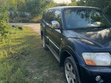 Авто Mitsubishi Pajero 2003 № 8236225
