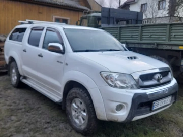 Авто Toyota Hilux Pick Up 2010 № 8236234