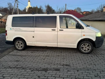 Авто Volkswagen Transporter 2007 № 8236465