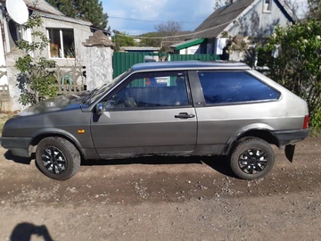 Авто ВАЗ 2108 1992 № 8236537