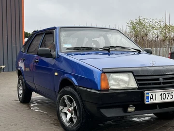 Авто ВАЗ 2109 1989 № 8236686