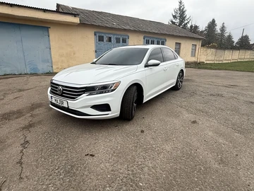Авто Volkswagen Passat Sedan 2022 № 8237155