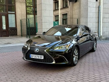 Авто Lexus Es Серія 2019 № 8237214