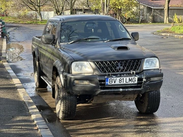 Авто Mitsubishi L 200 2003 № 8237398