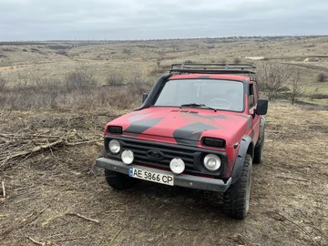 Авто ВАЗ 21213 2004 № 8237409