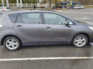 Авто Toyota Verso 2012 № 8237428