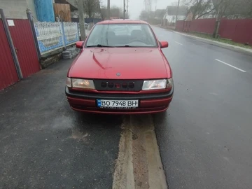 Авто Opel Vectra 1990 № 8237439