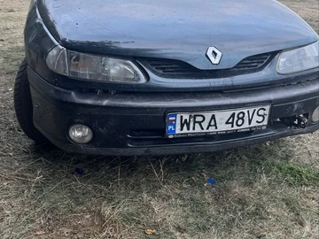 Авто Renault Laguna 2000 № 8237440