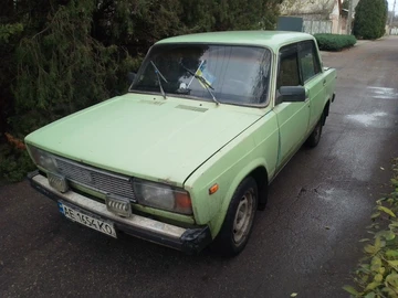 Авто ВАЗ 2105 1985 № 8237609