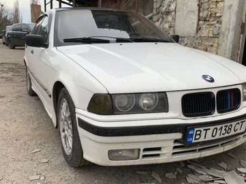 Авто BMW 3 Серия 1992 № 8237614