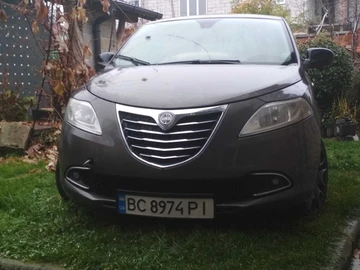 Авто Lancia Ypsilon 2012 № 8237645