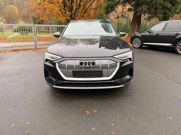 Авто Audi Q5 2020 № 8237663