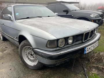 Авто BMW 7 Серия 1990 № 8237732