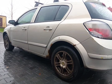 Авто Opel Astra 2006 № 8237741
