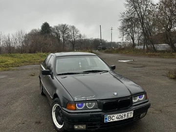 Авто BMW 3 Серия 1992 № 8237794