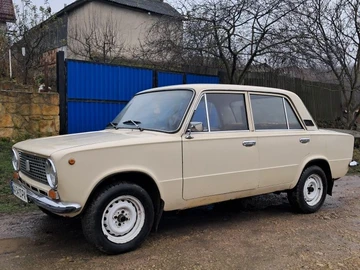 Авто ВАЗ 2101 1985 № 8237929