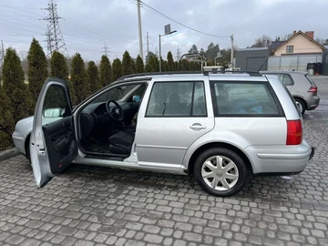 Авто Volkswagen Golf 2001 № 8238050