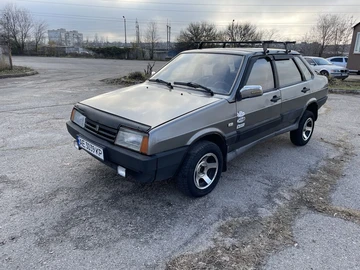 Авто ВАЗ 21099 1993 № 8238052