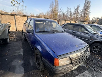 Авто Opel Kadett 1989 № 8238063