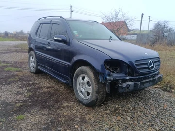 Авто Mercedes Ml Серия 2001 № 8238068