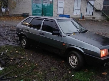 Авто ВАЗ 2109 1996 № 8238192